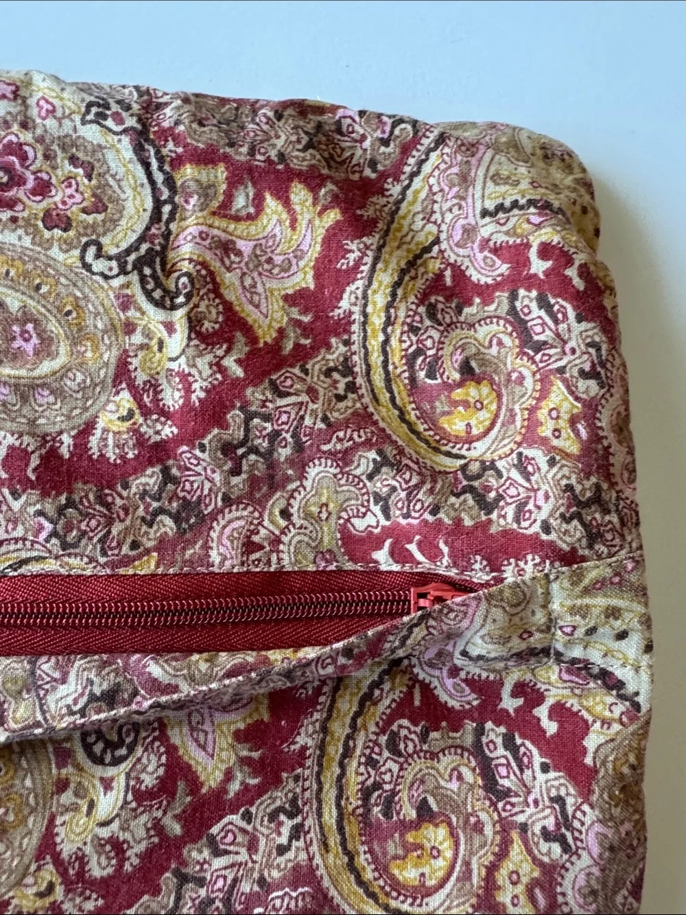 Vintage 16” Quilted Pillow Shams in Cream and Burgundy